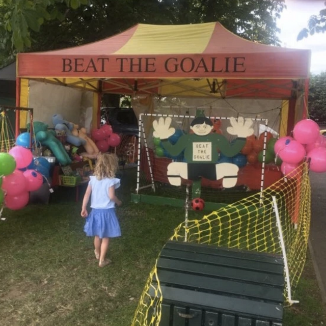 child-fair-tent