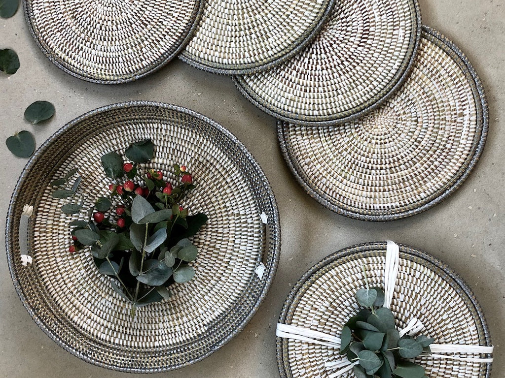 Set of Placemats and Tray